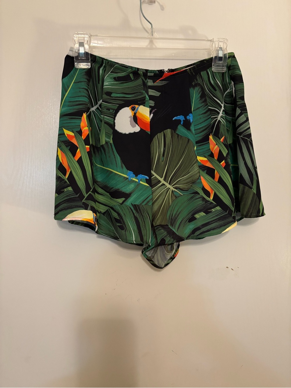 Show Me Your MuMu Tropical Toucan Green Black Leaf Print Shorts